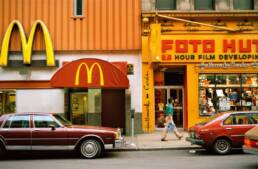 William Eggleston, Senza titolo dalla serie The Democratic Forest, 1983-1986